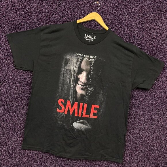 Smile Horror Movie Poster T-Shirt Size Extra Large - Picture 3 of 4